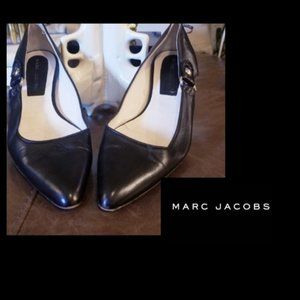 MARC JACOBS - Chic Pointed Toe Black Flats - 7.5